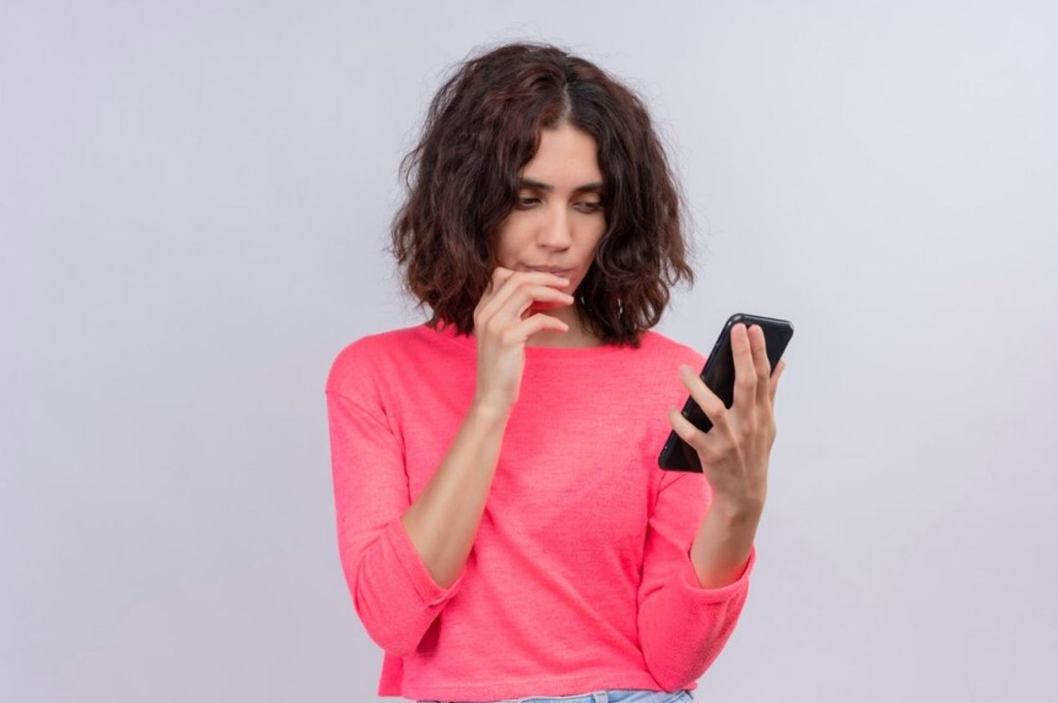 Kaspersky revela que el 69% de las mujeres latinoamericanas están preocupadas por su seguridad digital