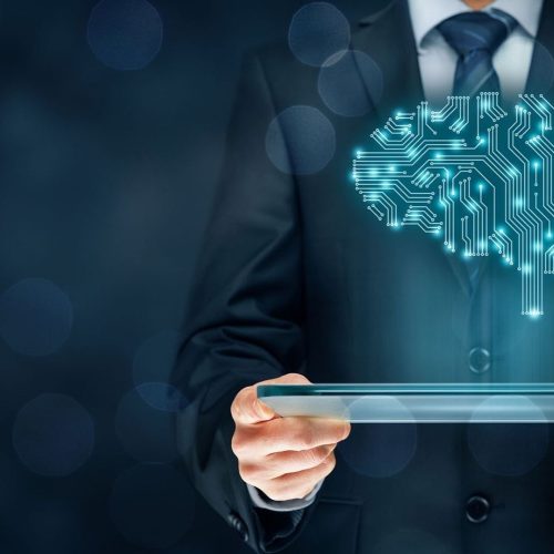 Sistemas cognitivos: inteligencia artificial que aprende, analiza y asiste en tiempo real